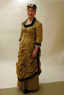 Janice in Trial of costume1